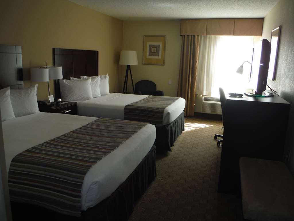 Spark By Hilton Spring Lake Fayetteville Room photo