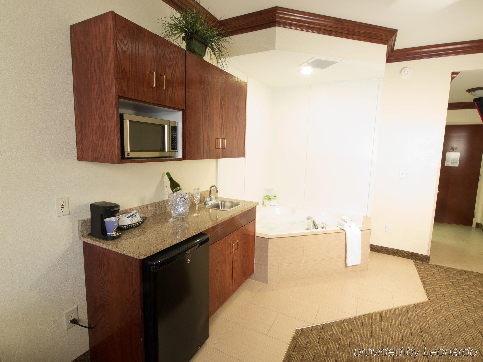 Spark By Hilton Spring Lake Fayetteville Exterior photo