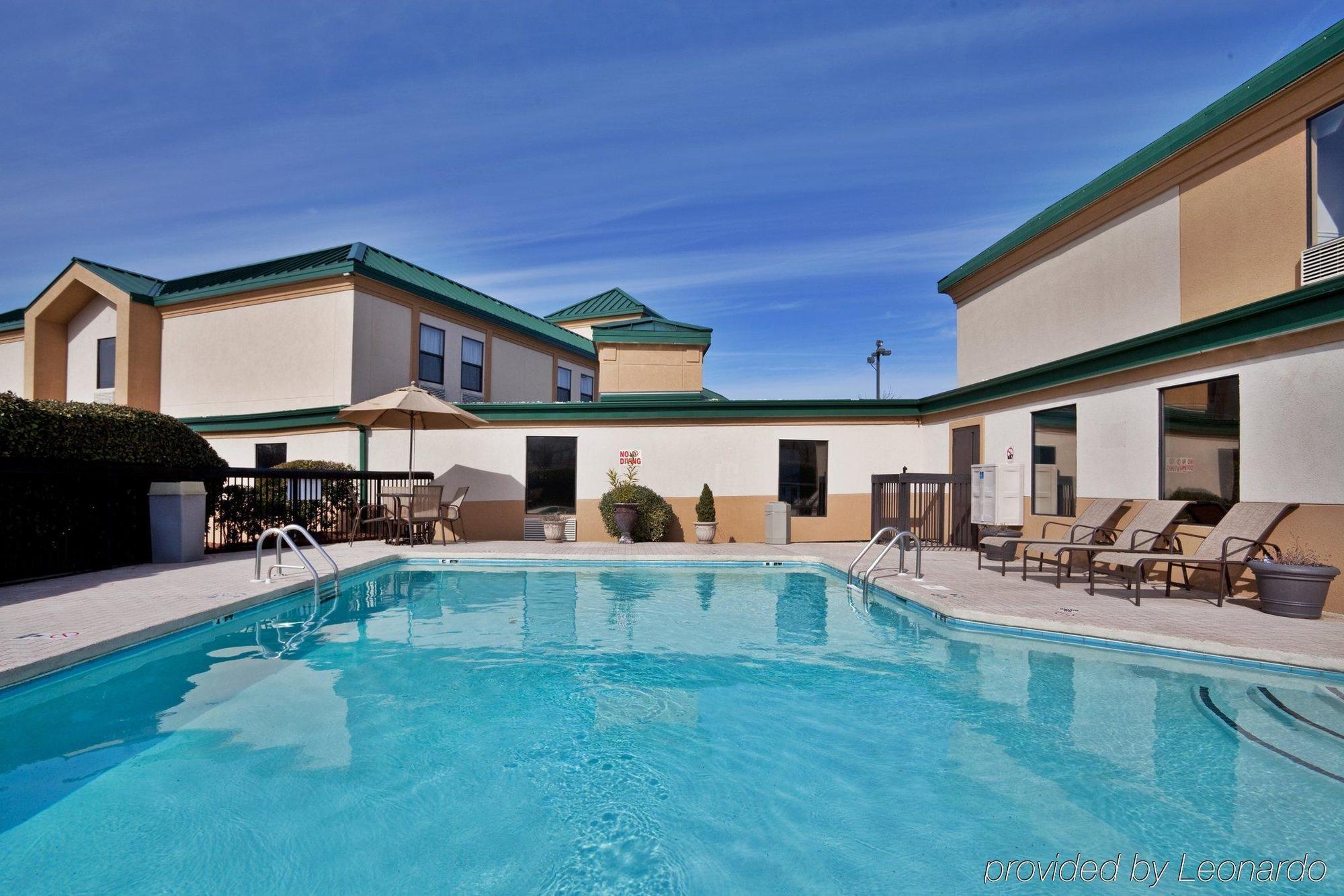 Spark By Hilton Spring Lake Fayetteville Exterior photo